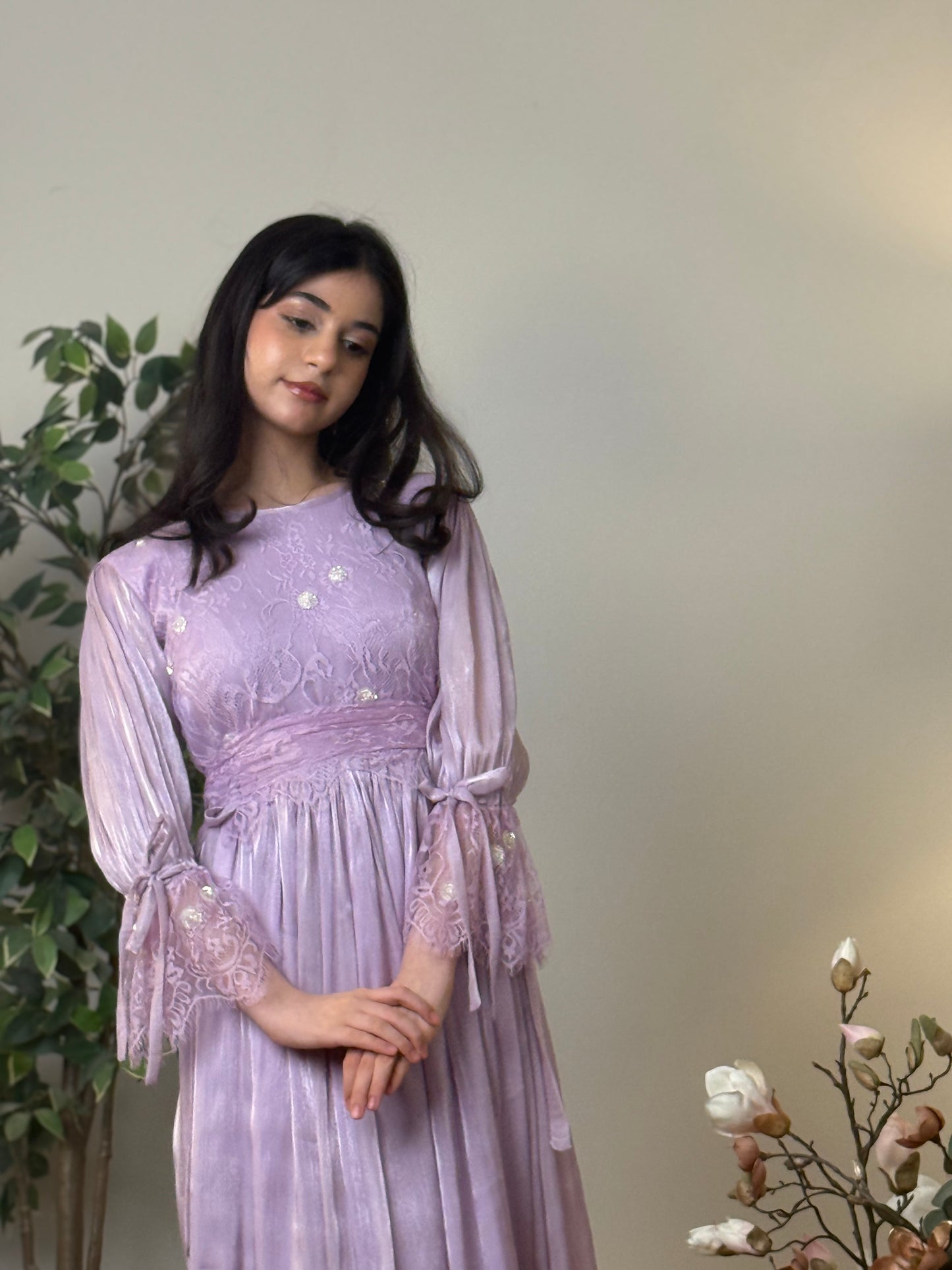 فستان  اورجنزا مع دانتيل فرنسي وشك