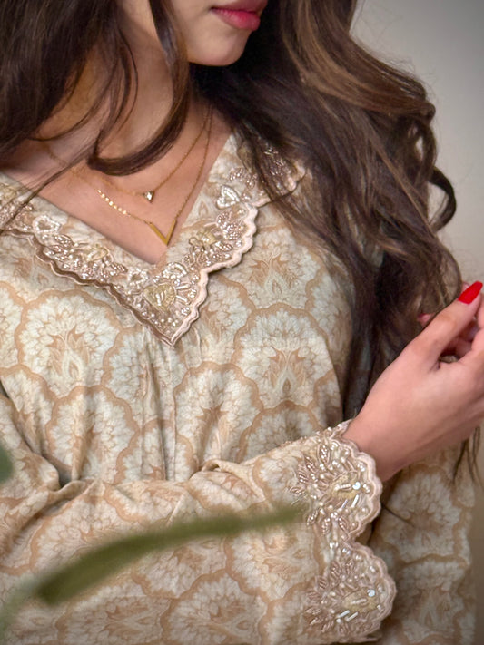 جلابية قطن  تطريز مع شغل شك