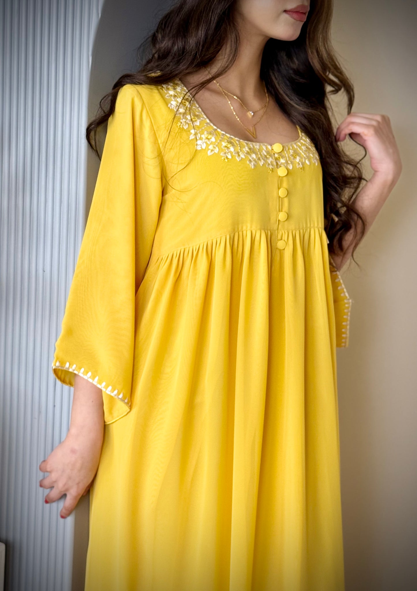 شيفون مع تطريز