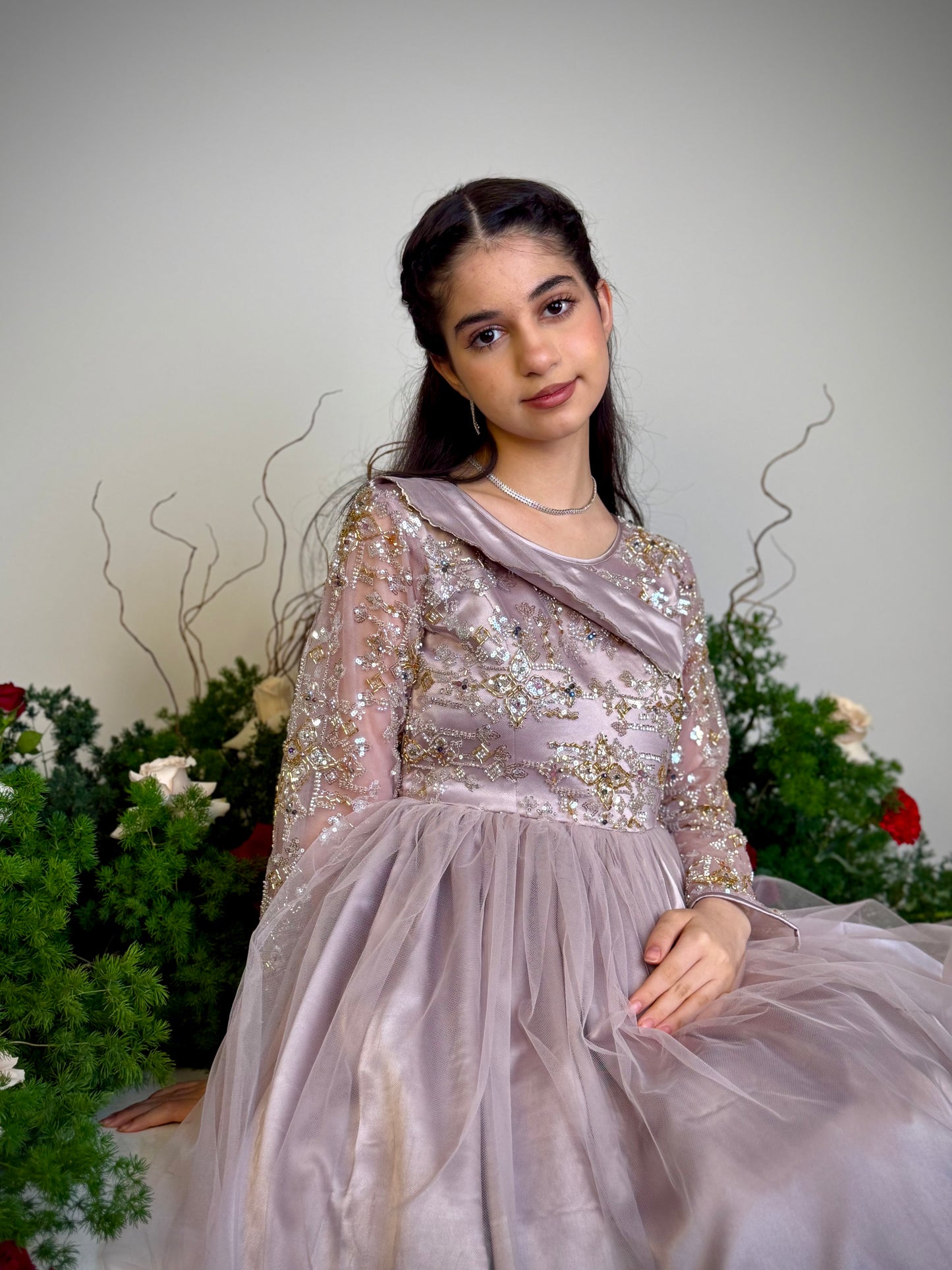 فستان شك مع حرير وتور