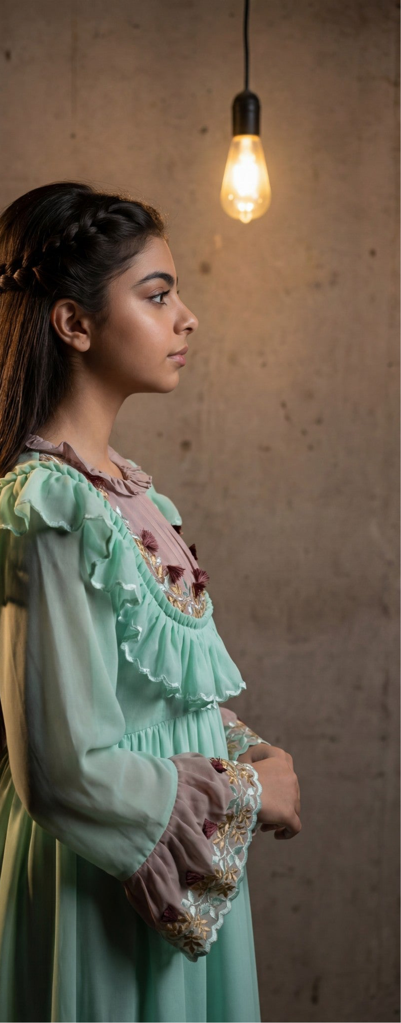 حرير الماس مع تطريز فخم الام والبنت