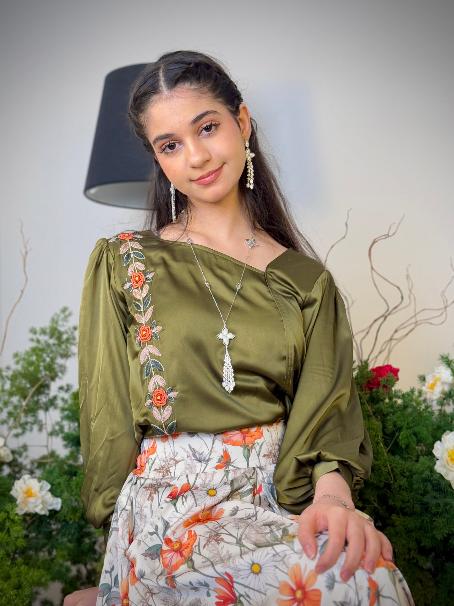 قميص وتنوره حرير تطريز 101