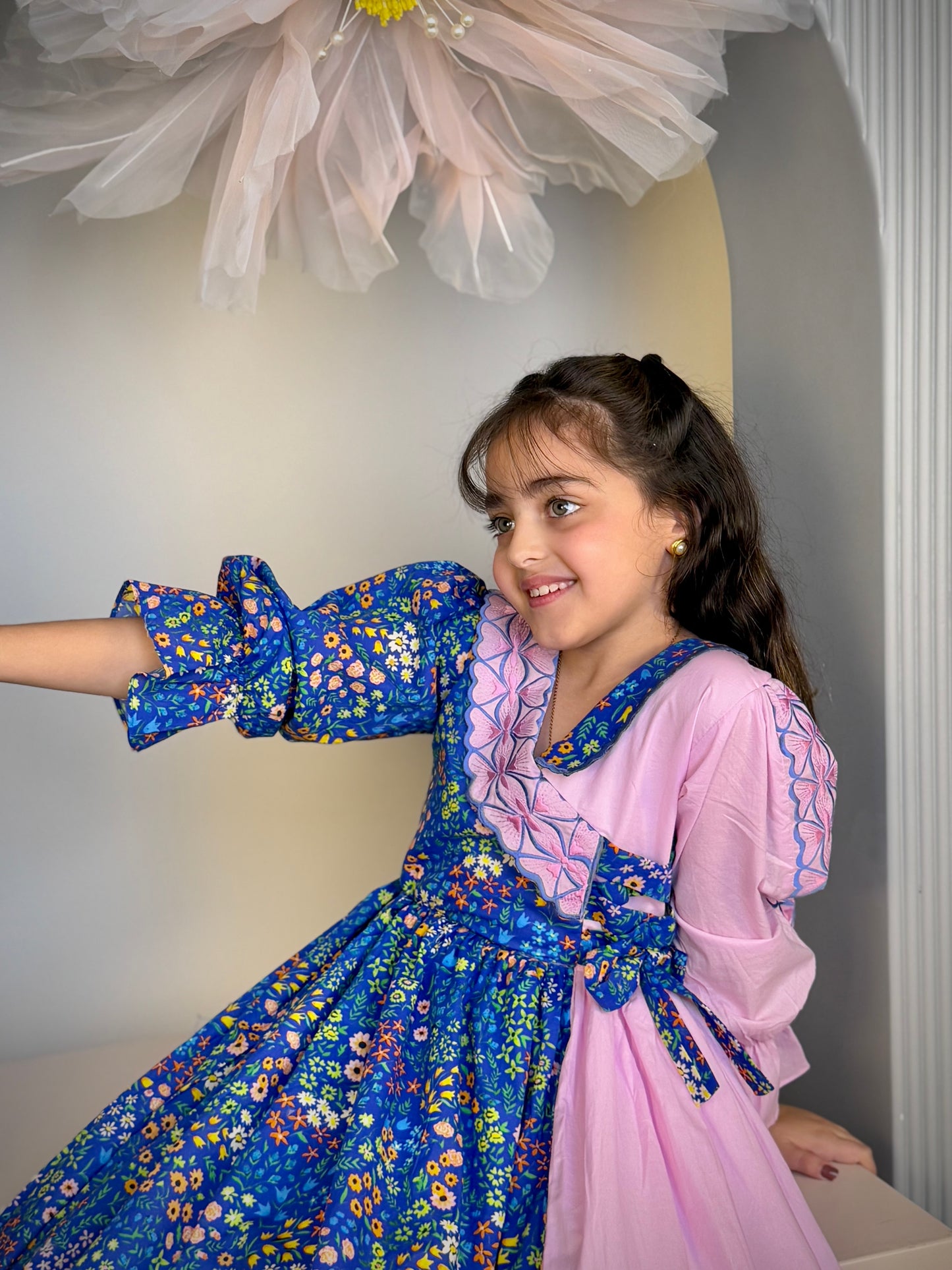 فستان قطن مع تطريز