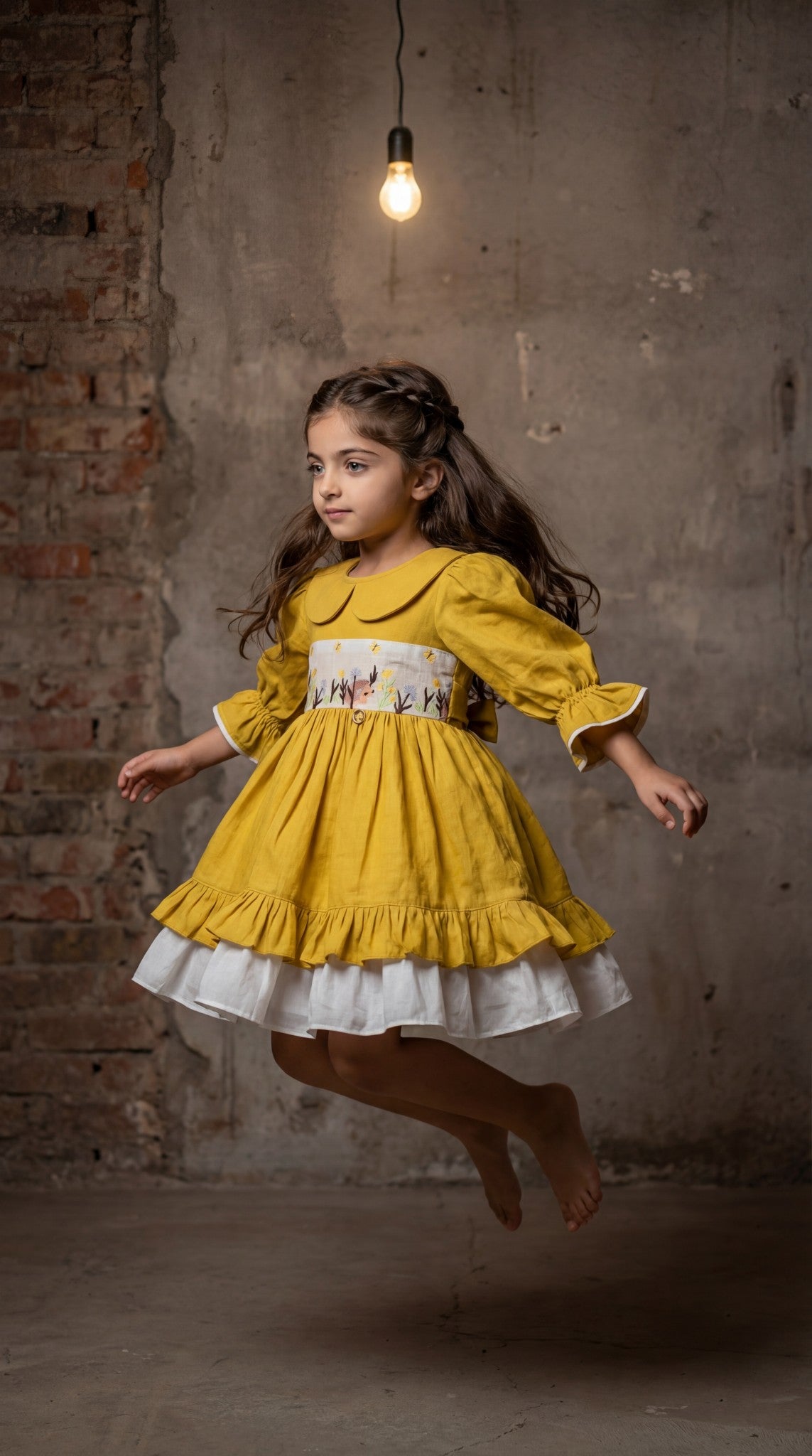 فستان من اللنن مع تطريز