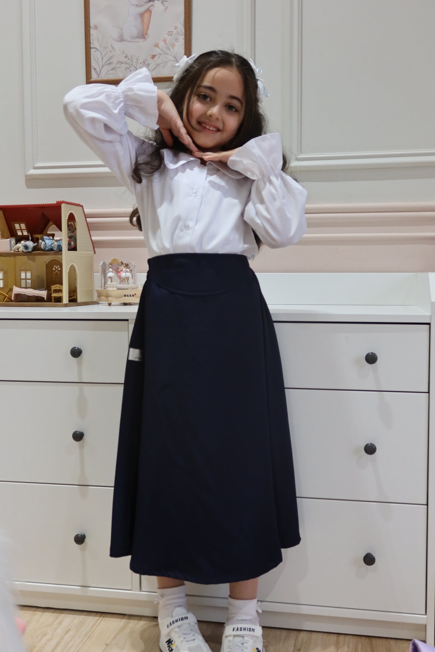 يونيفورم مدرسة تنورة وقميص