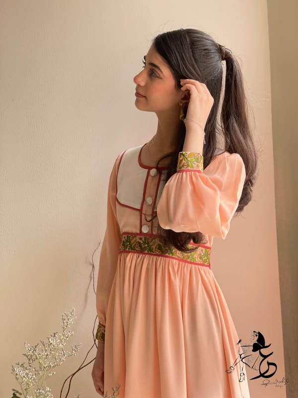 فستان الماس مع دانتيل اورجنزا مطرز