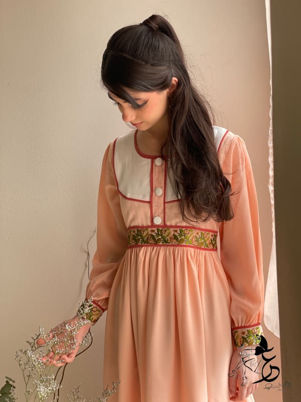فستان الماس مع دانتيل اورجنزا مطرز