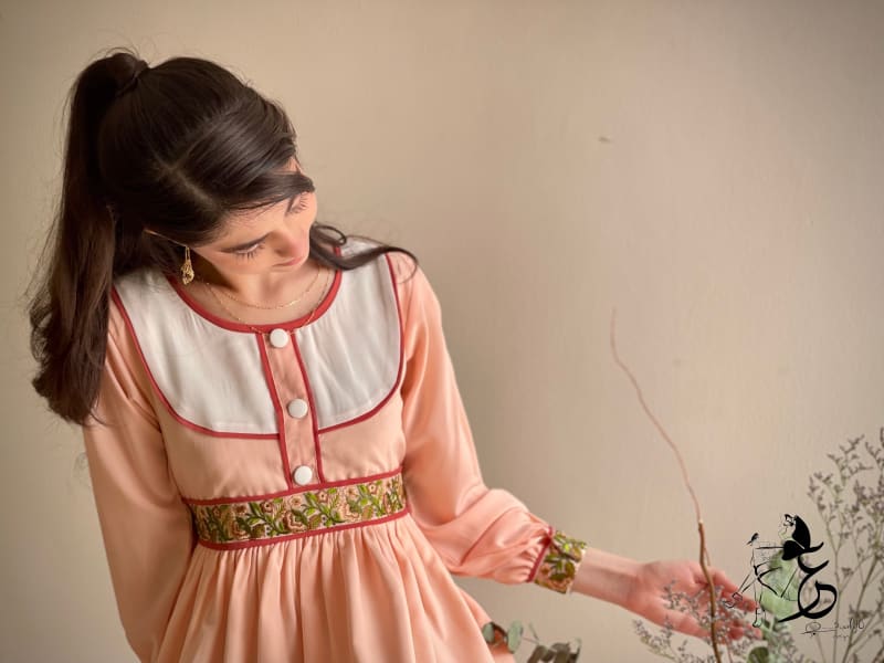 فستان الماس مع دانتيل اورجنزا مطرز