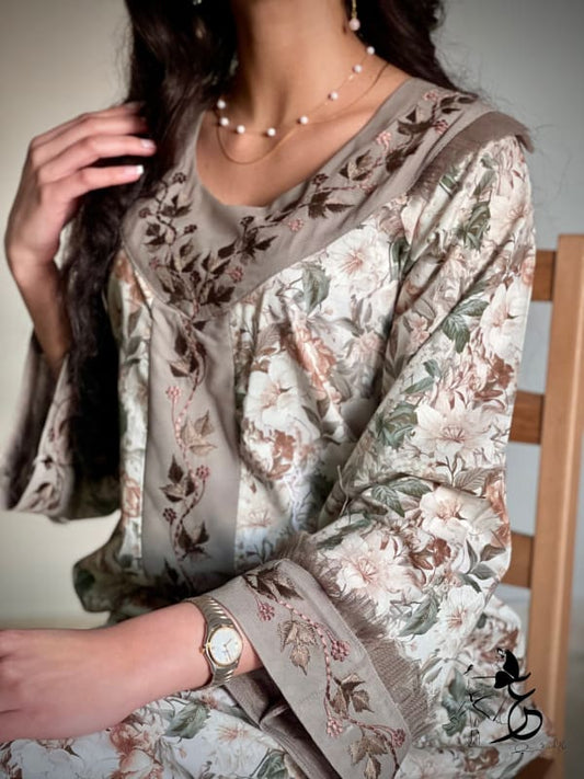 جلابية تطريز تور