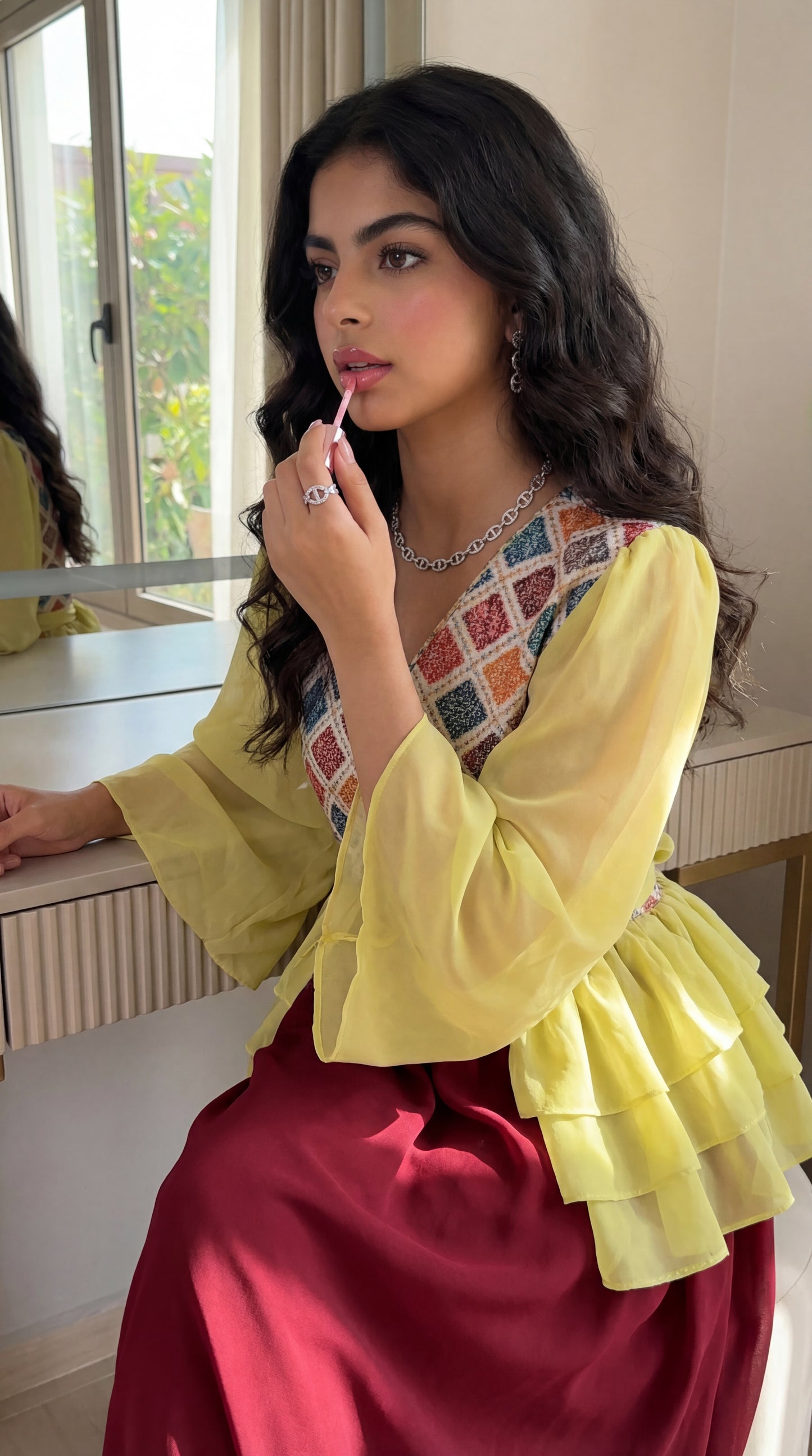 فستان  شيفون   مع  صدرية مخروز