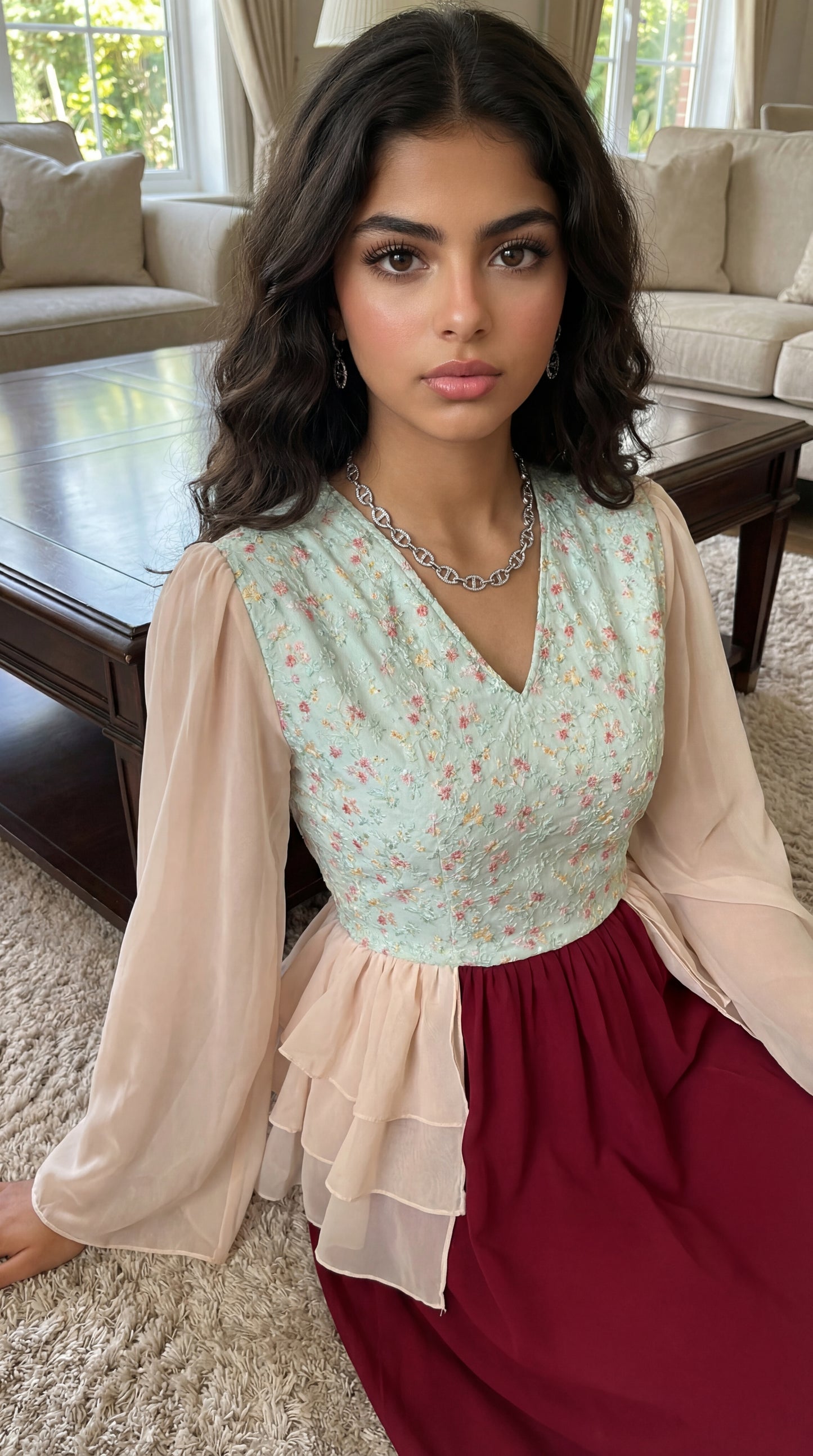 فستان  شيفون   مع  صدرية مخروز