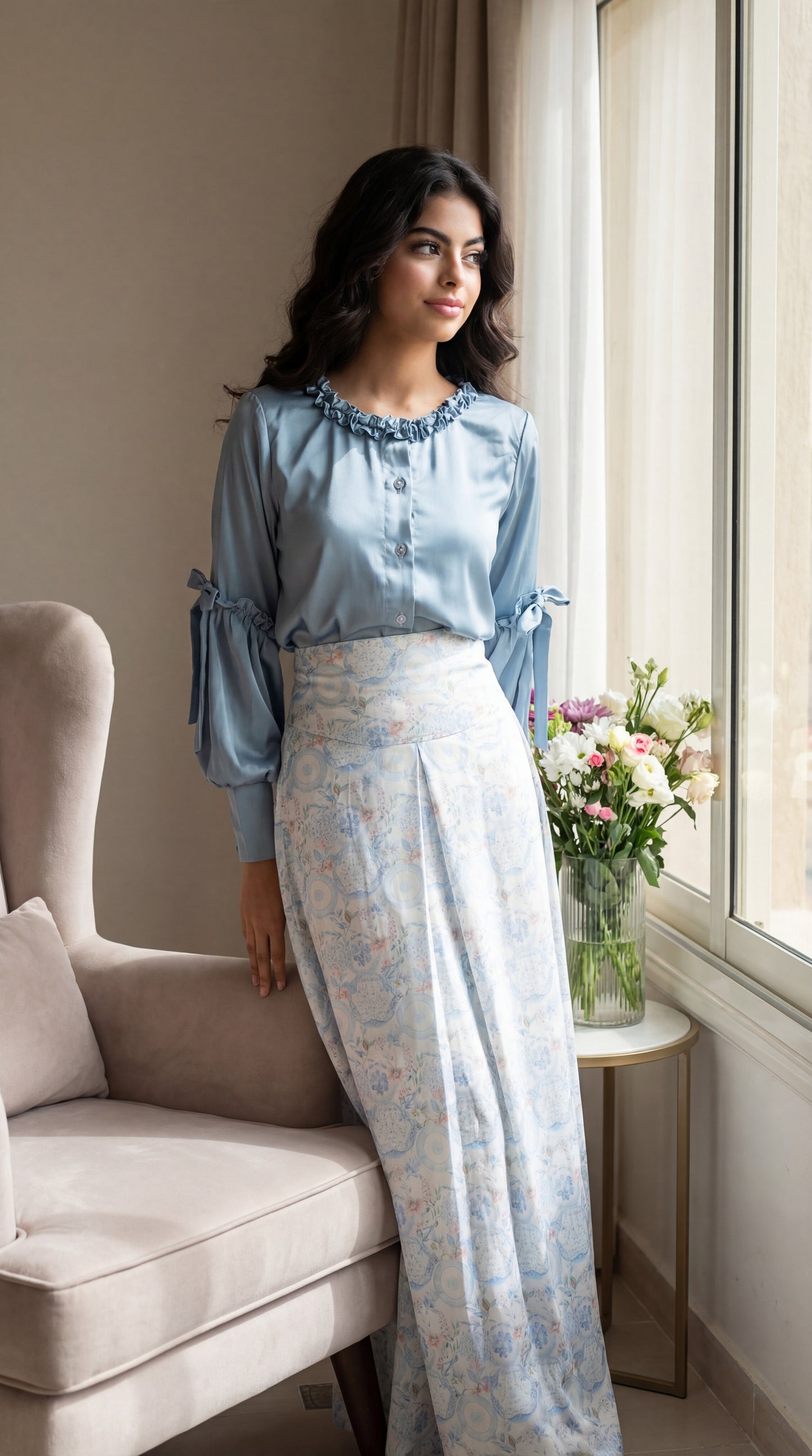 قميص وتنوره حرير