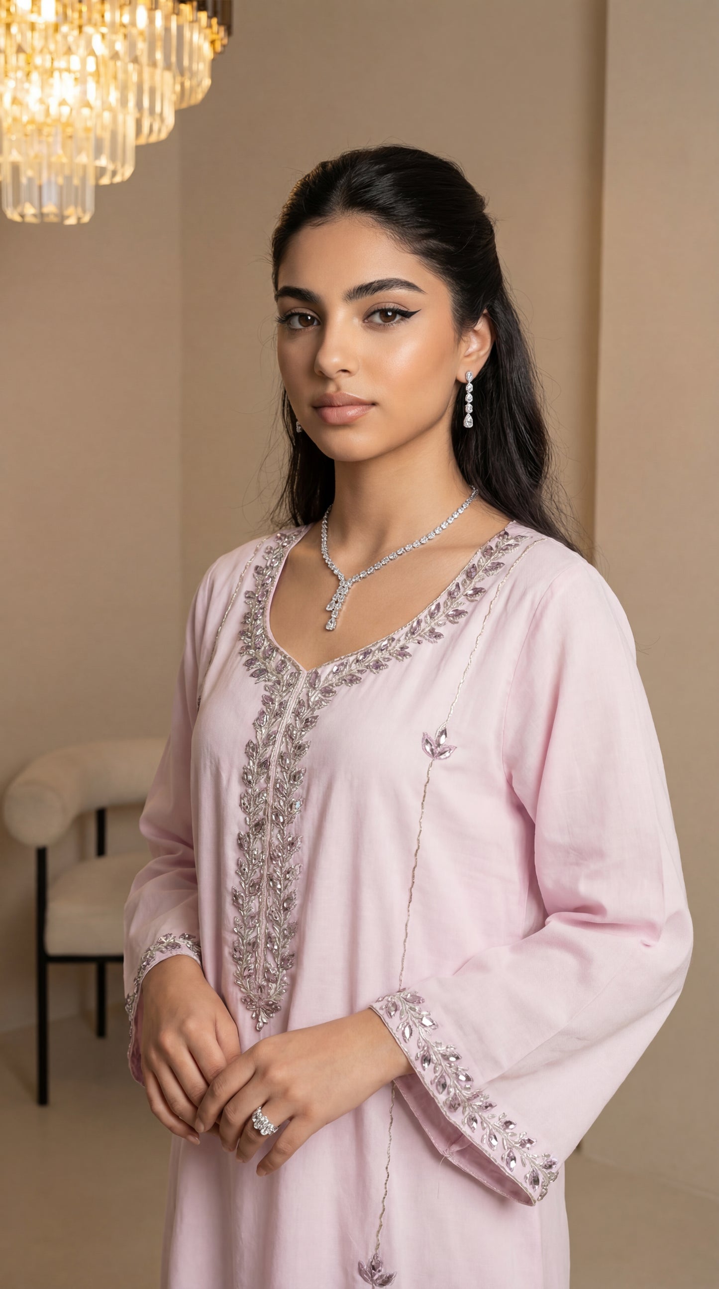 جلابيه قطن ساده مع تطريز وفصوص