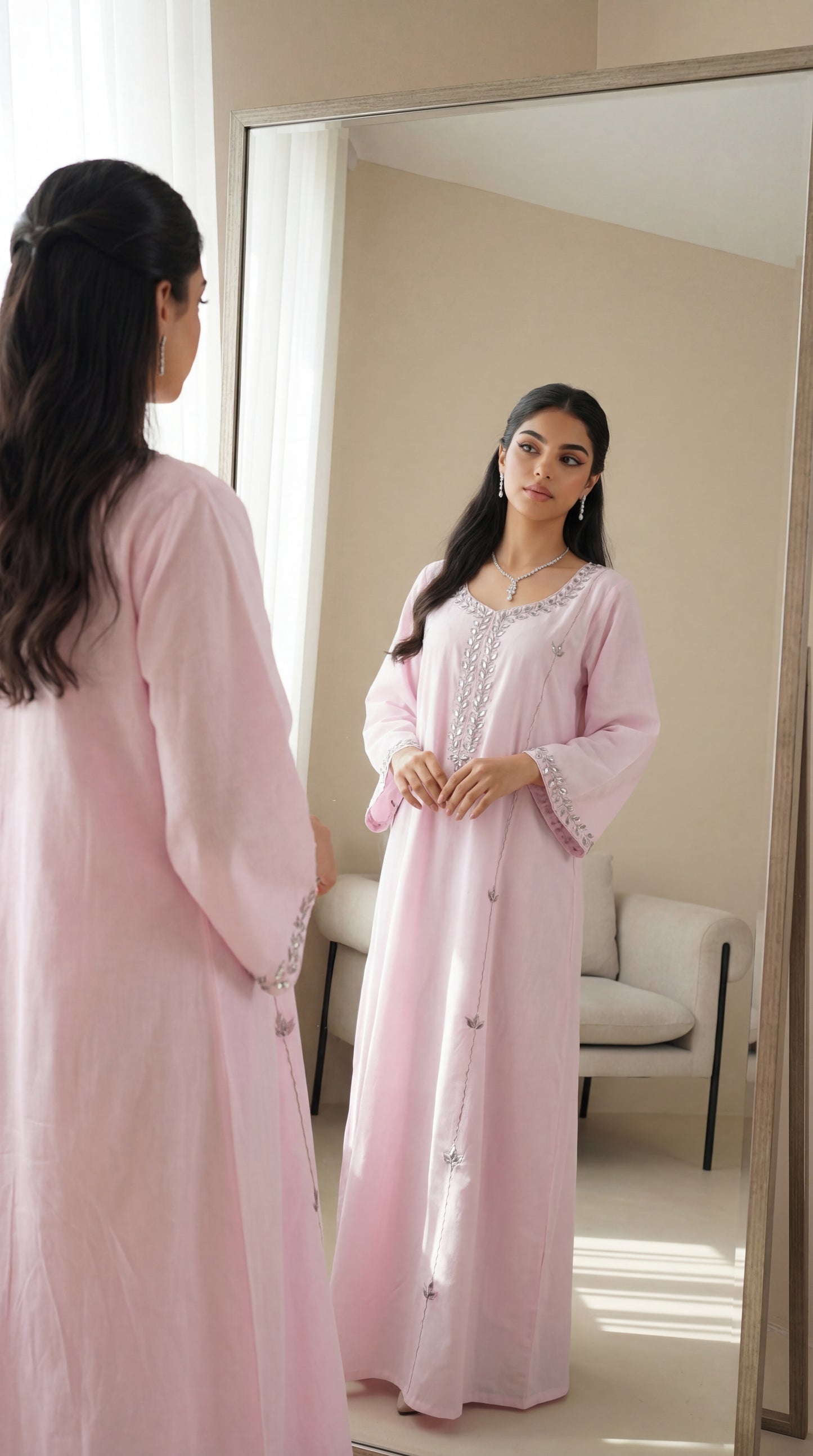 جلابيه قطن ساده مع تطريز وفصوص